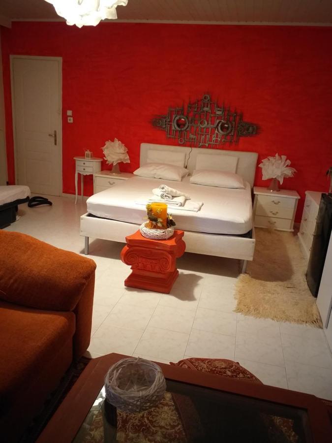 Roulas Cozy Apartments Artemida  Exterior foto
