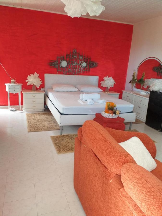 Roulas Cozy Apartments Artemida  Exterior foto