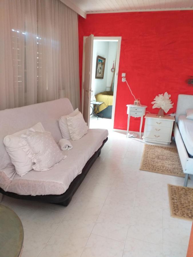 Roulas Cozy Apartments Artemida  Exterior foto